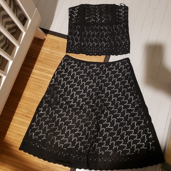 WHBM Eyelet Set - Picture 1 of 1